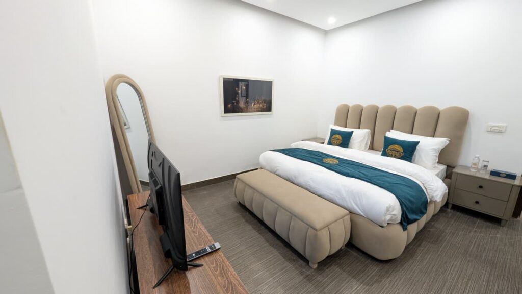Deluxe Stay